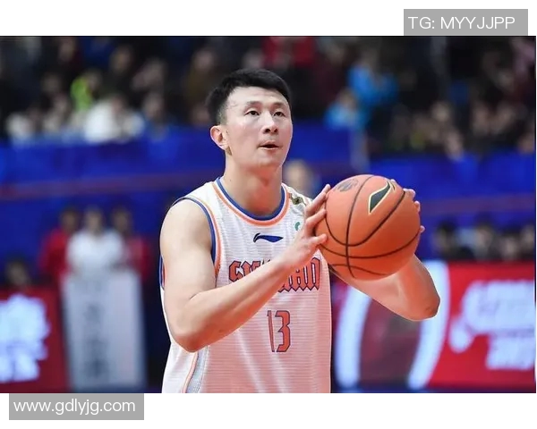 成都篮球队心理素质引发热议球迷对球队表现的看法与争论