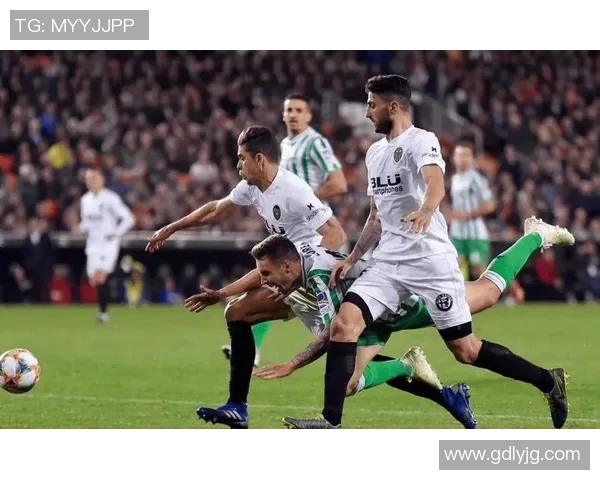 西甲篮球联赛回放：回顾西甲篮球联赛的重要赛事与精彩对决