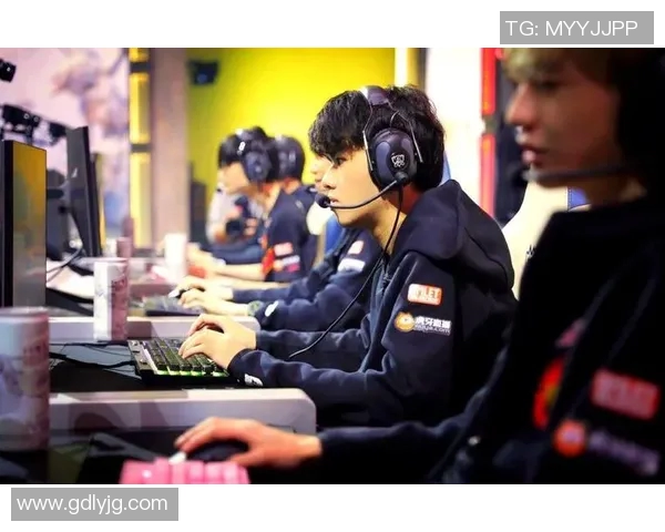 全球挑战赛特别报道：FPX战队如何逆风翻盘实现辉煌突破之路